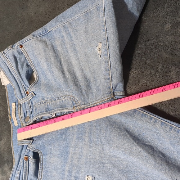 Levis Womens Wedgie Straight Crop Denim distresed Jeans size 30 High Rise Mom - Picture 8 of 9